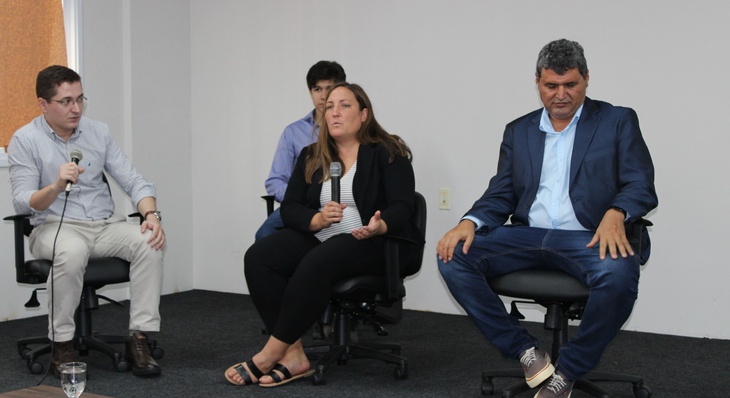 Presença da doutora Lindsay Shea, do Centro de Políticas e Análises da Universidade Drexel