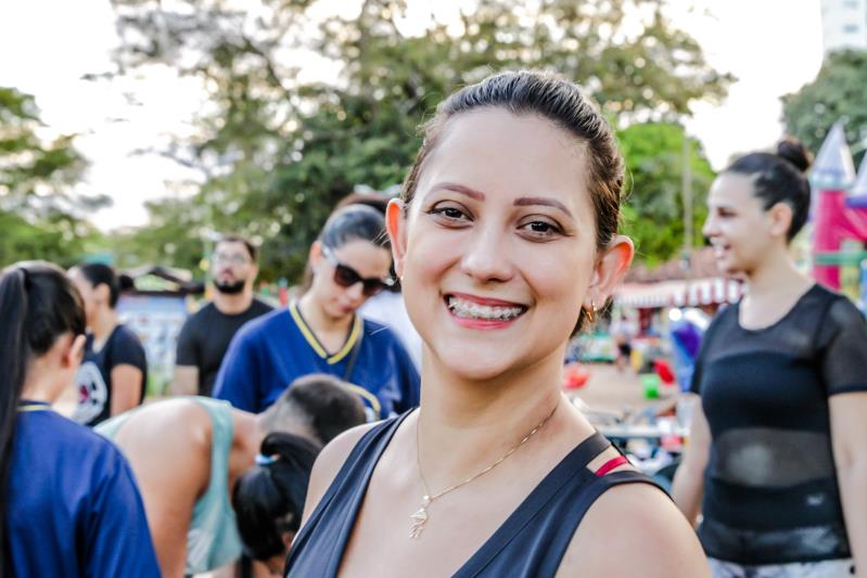 Ayla Siani (Cirurgiã Dentista e residente)
