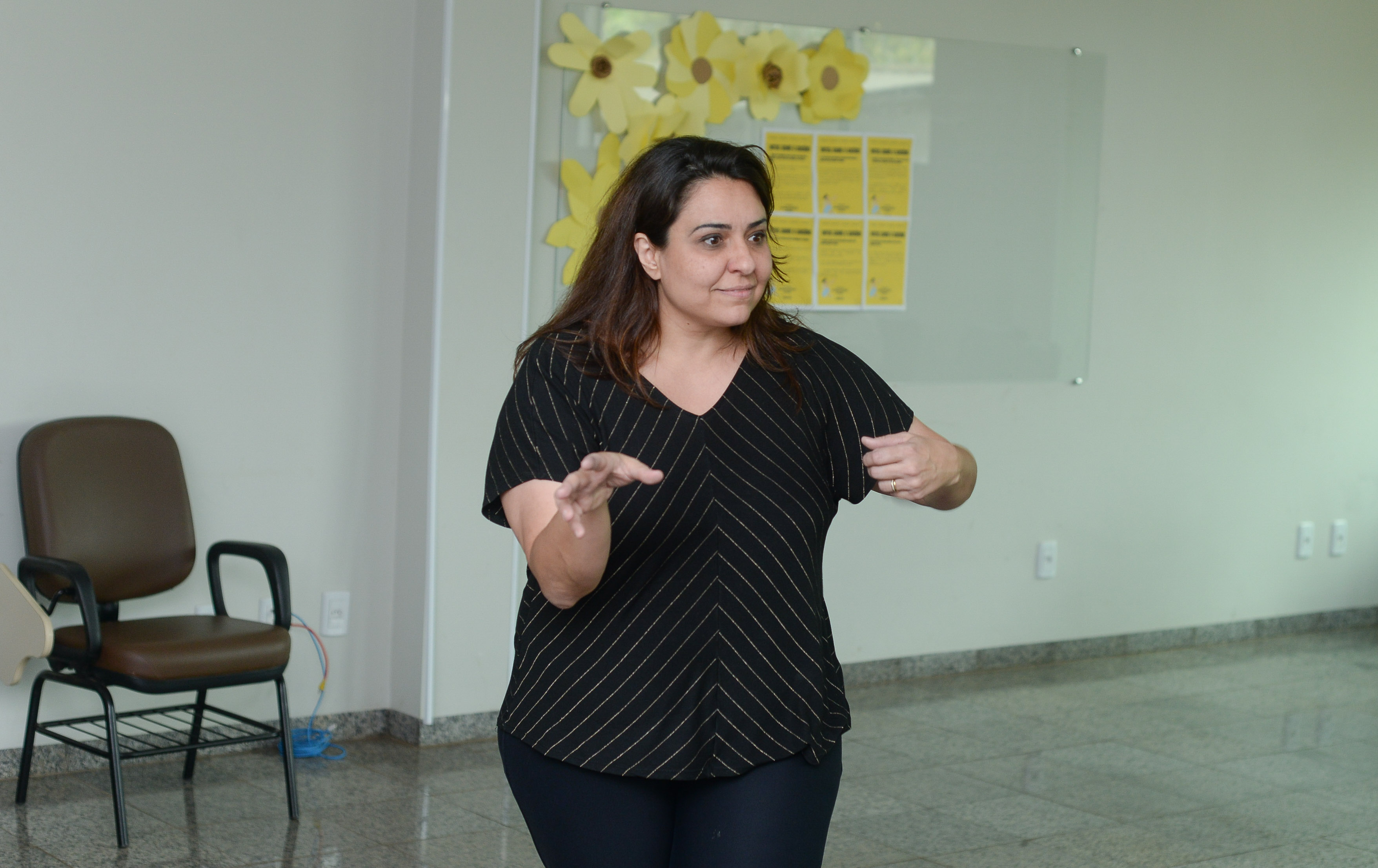 Psicóloga, Leny Carrasco, mediou duas rodas de conversa para os profissionais de saúde presentes